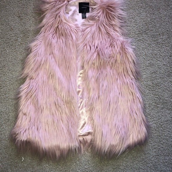 Shorts - Picture 4 of 8